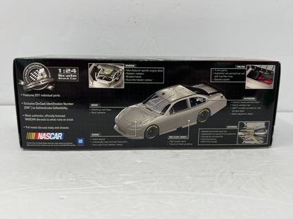 Action Nascar #5 Mark Martin Quaker State Flashcoat Color Impala 1:24 Diecast