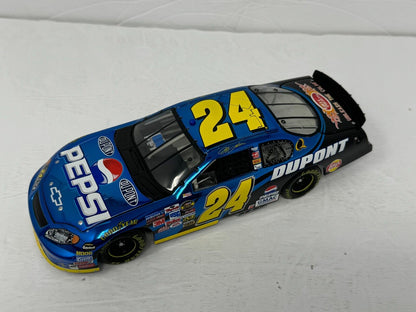 Action Nascar #24 Jeff Gordon Pepsi 2005 Monte Carlo Color Chrome 1:24 Diecast