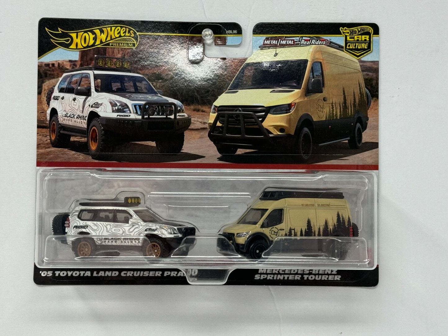 Hot Wheels Premium Toyota Land Cruiser & Mercedes-Benz Tourer Combo 1:64 Diecast