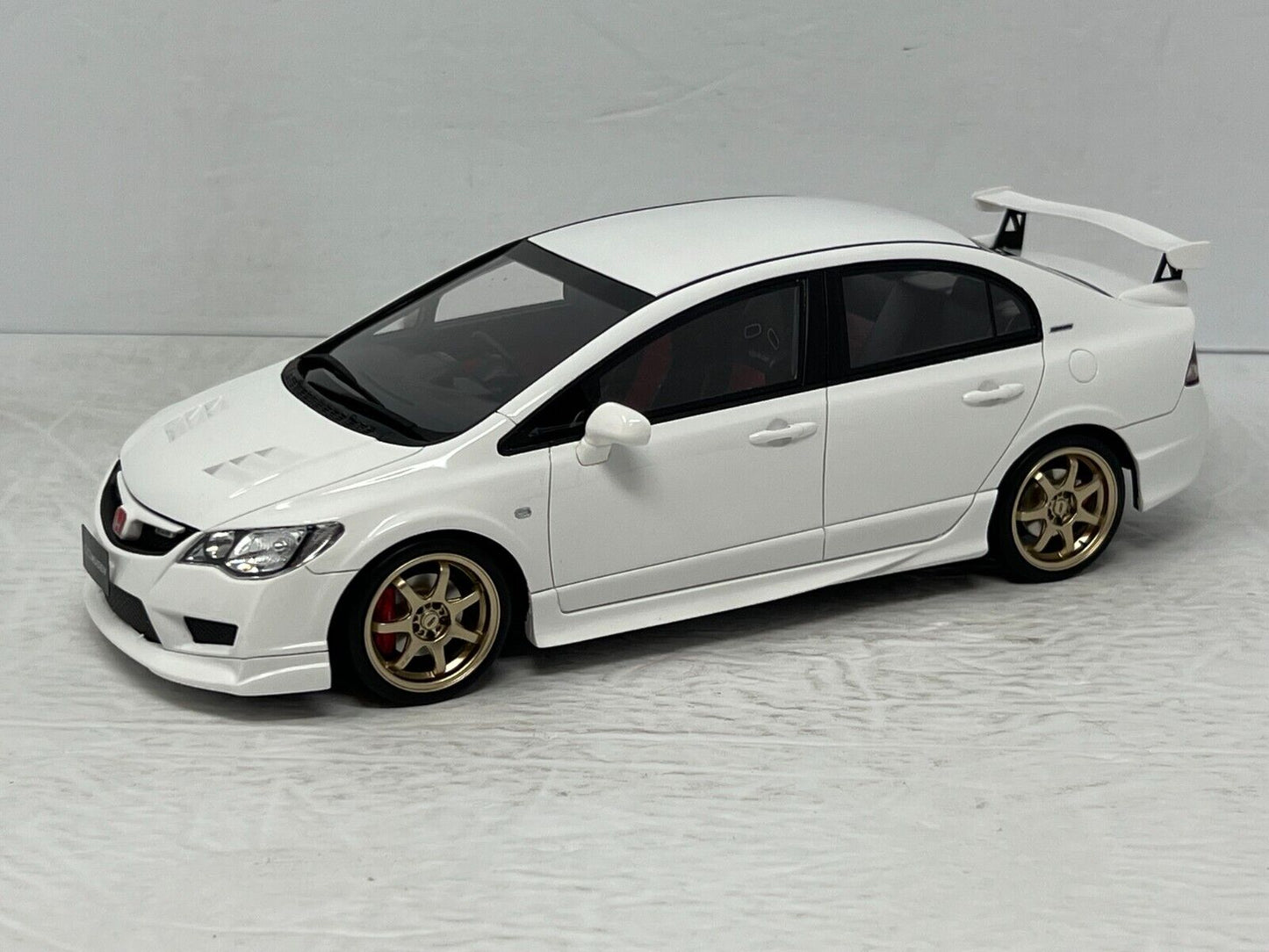 Otto Mobile Honda Civic Type-R FD2 Mugen 1:18 Resin Model