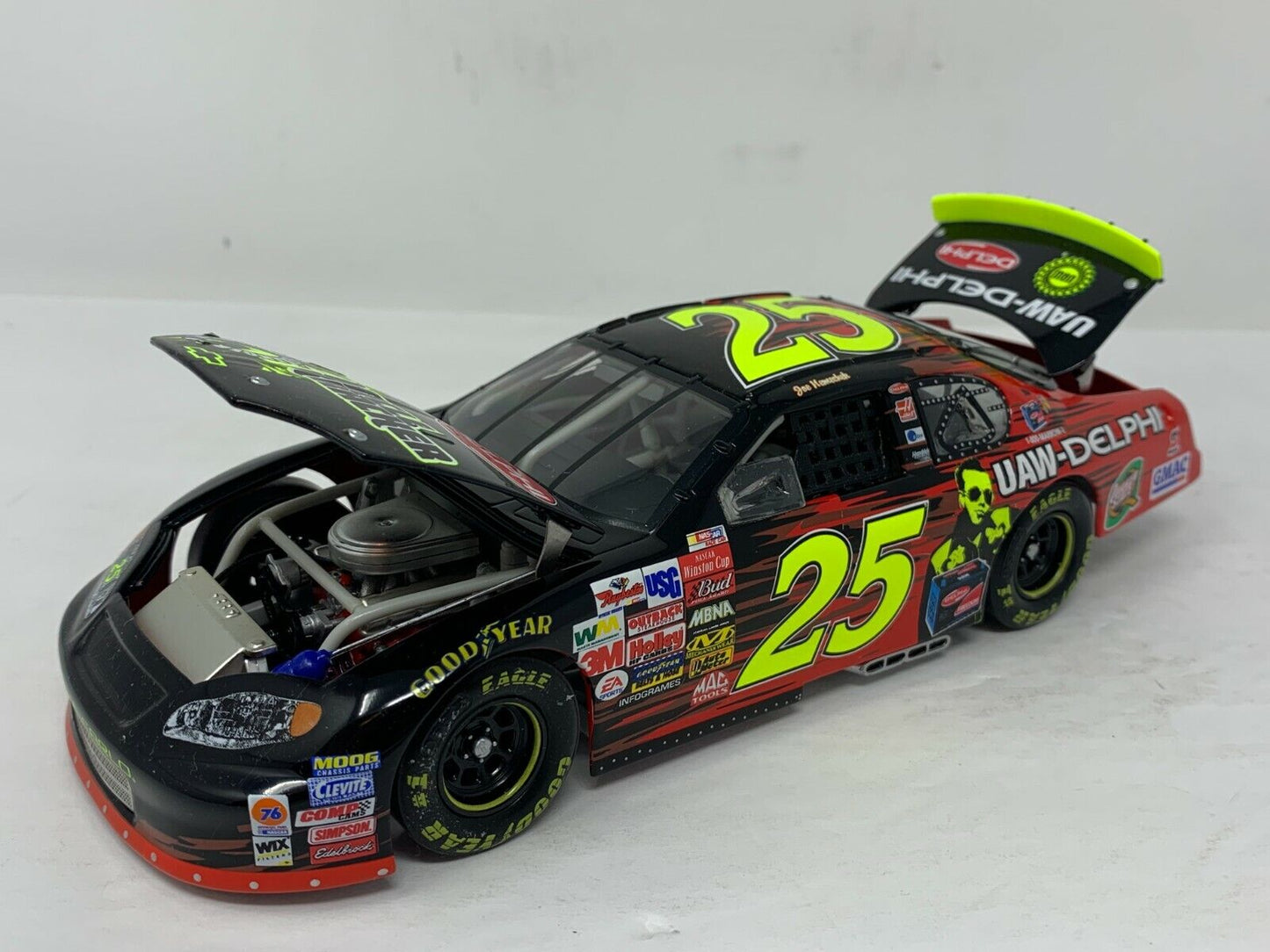 Action Nascar #25 Joe Nemechek UAW Delphi Uncle Kracker Monte Carlo 1:24 Diecast