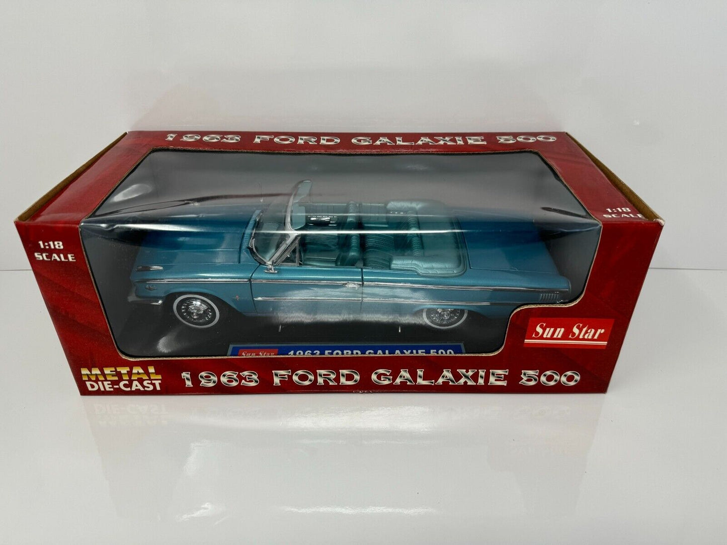 Sun Star 1963 Ford Galaxie 500 1:18 Diecast