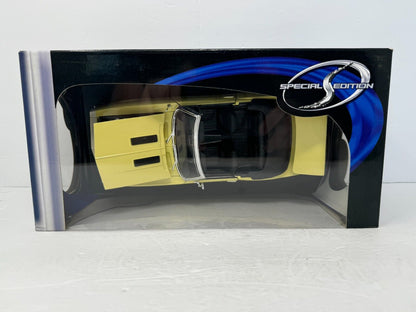 Maisto 1967 Chevrolet Camaro SS 396 Convertible Special Edition 1:18 Diecast