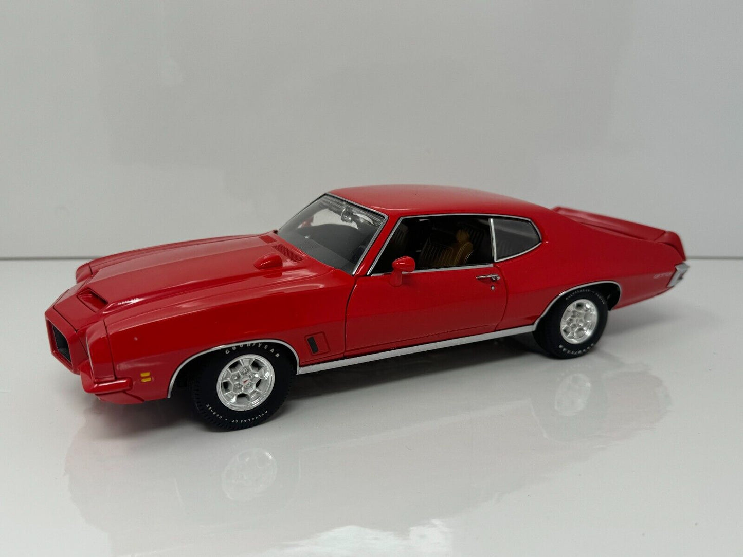 GMP 1972 Pontiac GTO General Motors 1:18 Diecast Limited Edition 1 of 3996