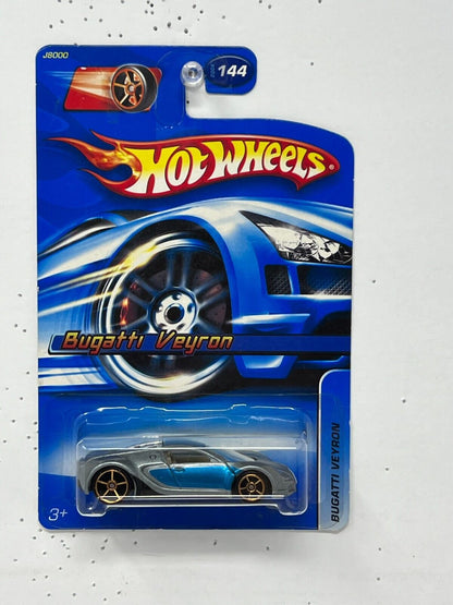 Hot Wheels Bugatti Veyron 1:64 Diecast Version 2