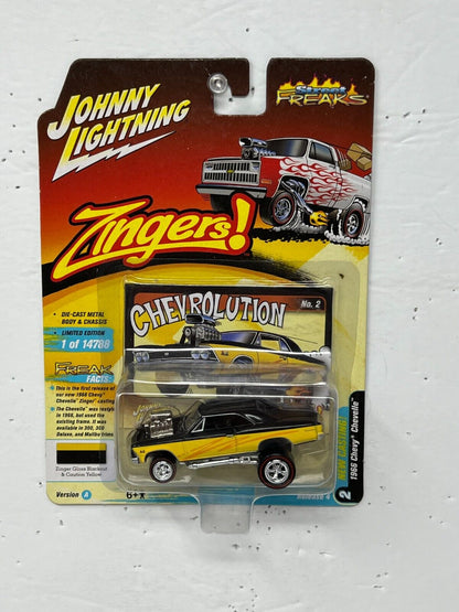 Johnny Lightning Zingers! 1966 Chevy Chevelle 1:64 Diecast Version A