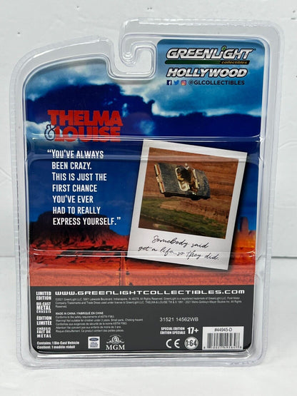 Greenlight Hollywood Thelma & Louise 1983 Ford LTD Crown Victoria 1:64 Diecast