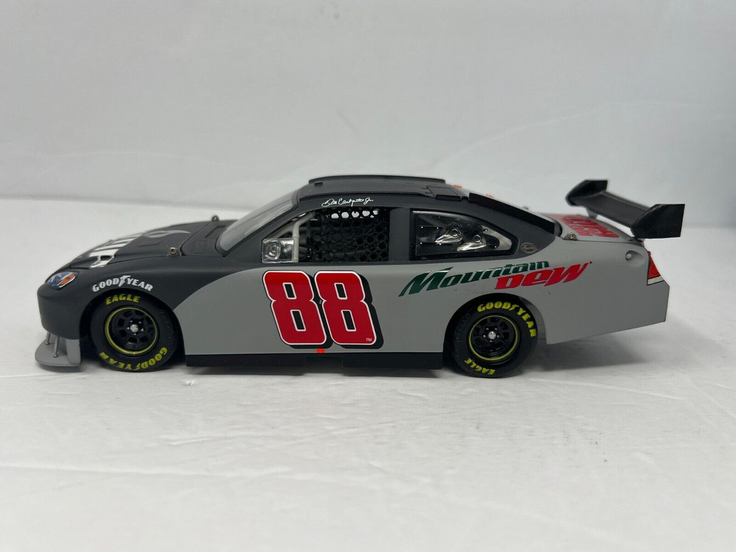 Action Nascar #88 Dale Earnhardt Jr. Amp Energy  Mt. Dew Test Car 1:24 Diecast