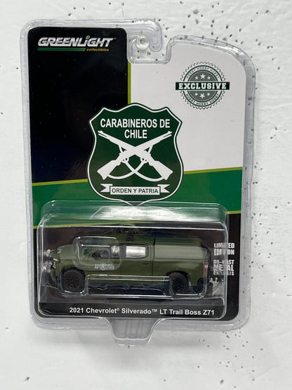 Greenlight Hobby Excl. 2021 Chevrolet Silverado LT Trail Boss Z71 1:64 Diecast