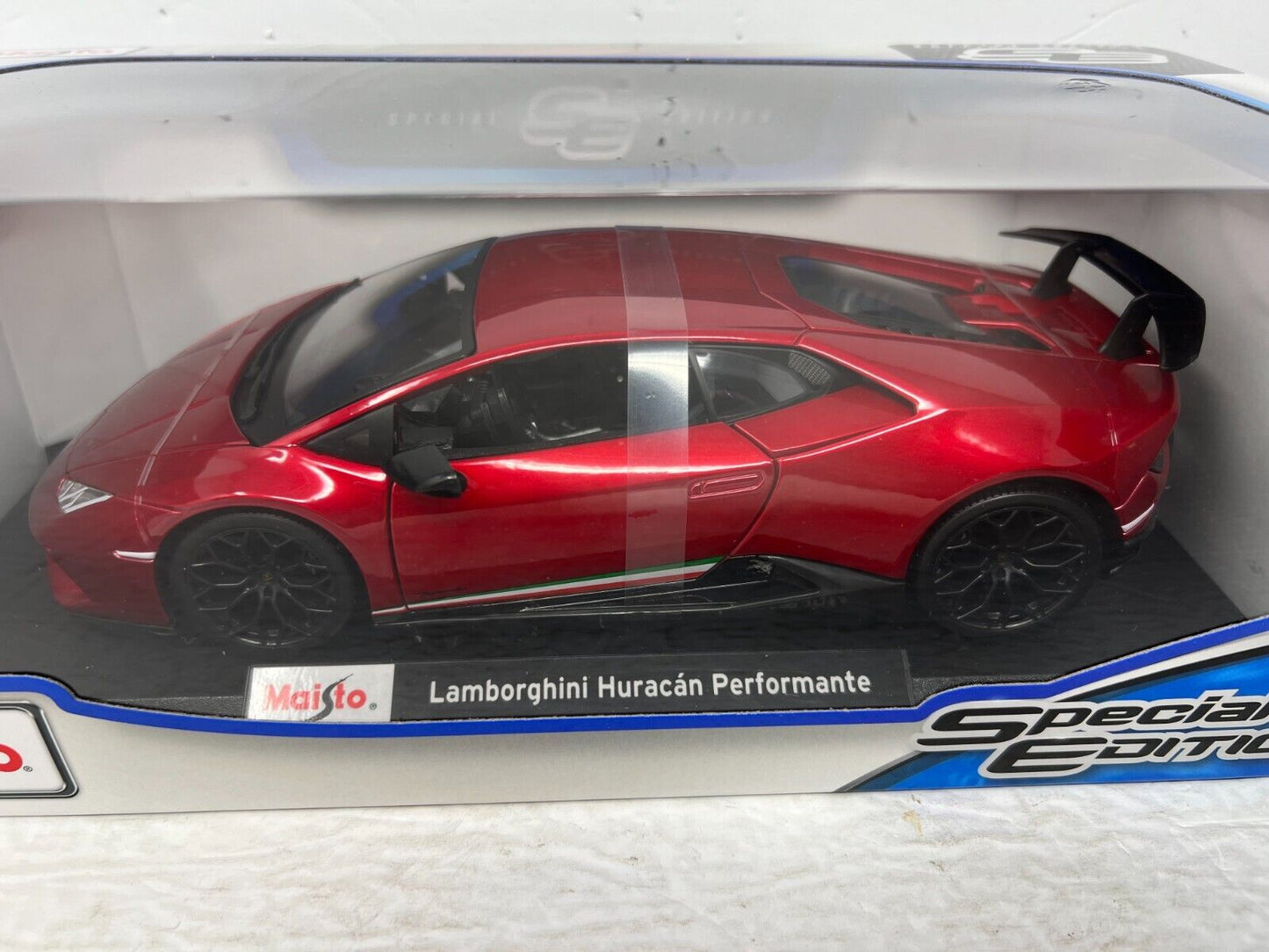 Maisto Lamborghini Huracan Performante Special Edition 1:18 Diecast