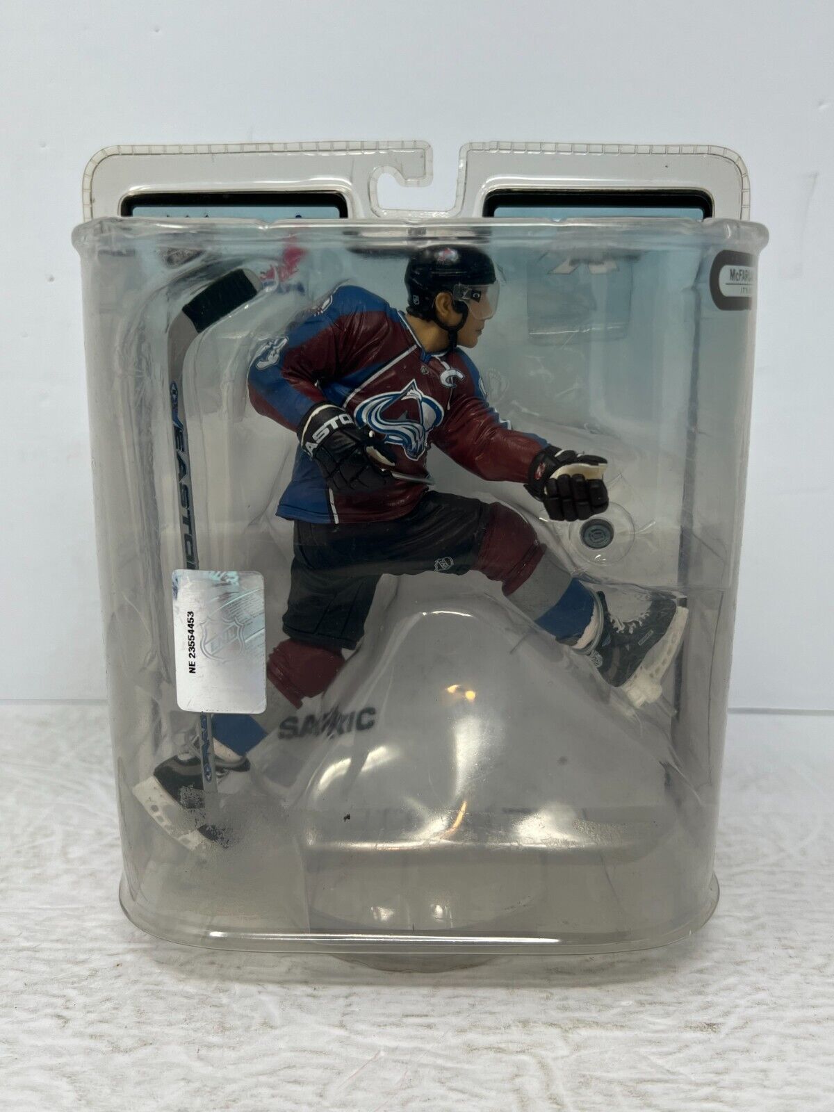 McFarlane NHL Series 18 Joe Sakic Colorado Avalanche Variant Action Figure