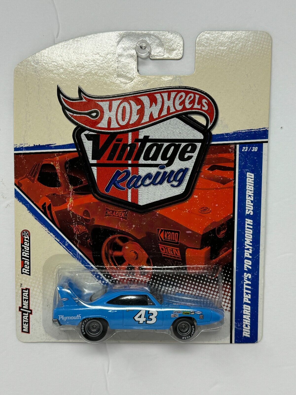 Hot Wheels Vintage Racing Richard Petty's 1970 Plymouth Superbird 1:64 Diecast