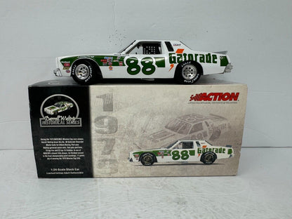 Action Nascar #88 Darrell Waltrip Gatorade 1979 Chevy Monte Carlo 1:24 Diecast