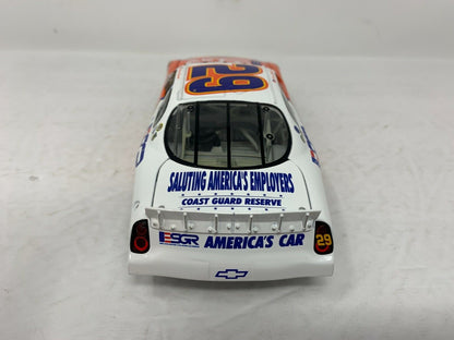 Action Nascar #29 Kevin Harvick ESGR Coast Guard 2004 Chevrolet 1:24 Diecast