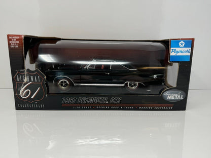 Highway 61 Collectibles 1967 Plymouth GTX 1:18 Diecast