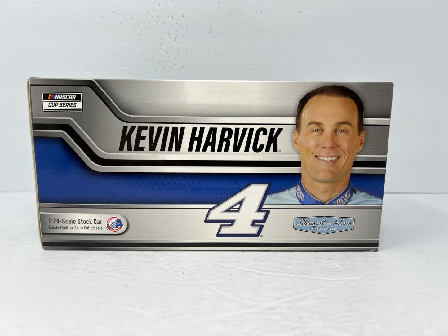 Lionel Nascar #4 Kevin Harvick Busch Light Mustang 1:24 Diecast Chrome (1 of 72)