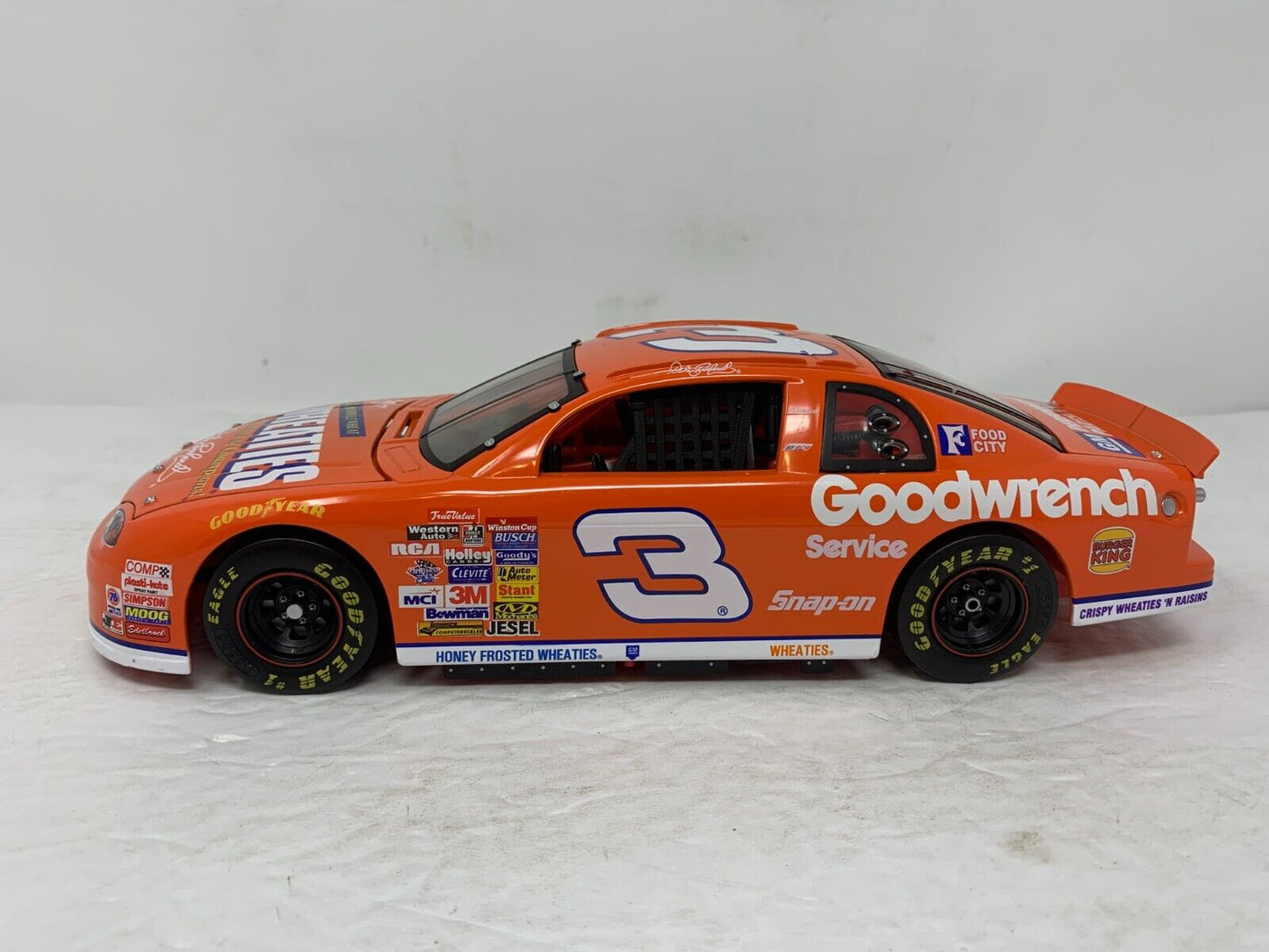 Revell Nascar #3 Wheaties Dale Earnhardt Sr. Chevrolet Monte Carlo 1:18 Diecast