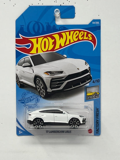 Hot Wheels Factory Fresh 2017 Lamborghini Urus 1:64 Diecast