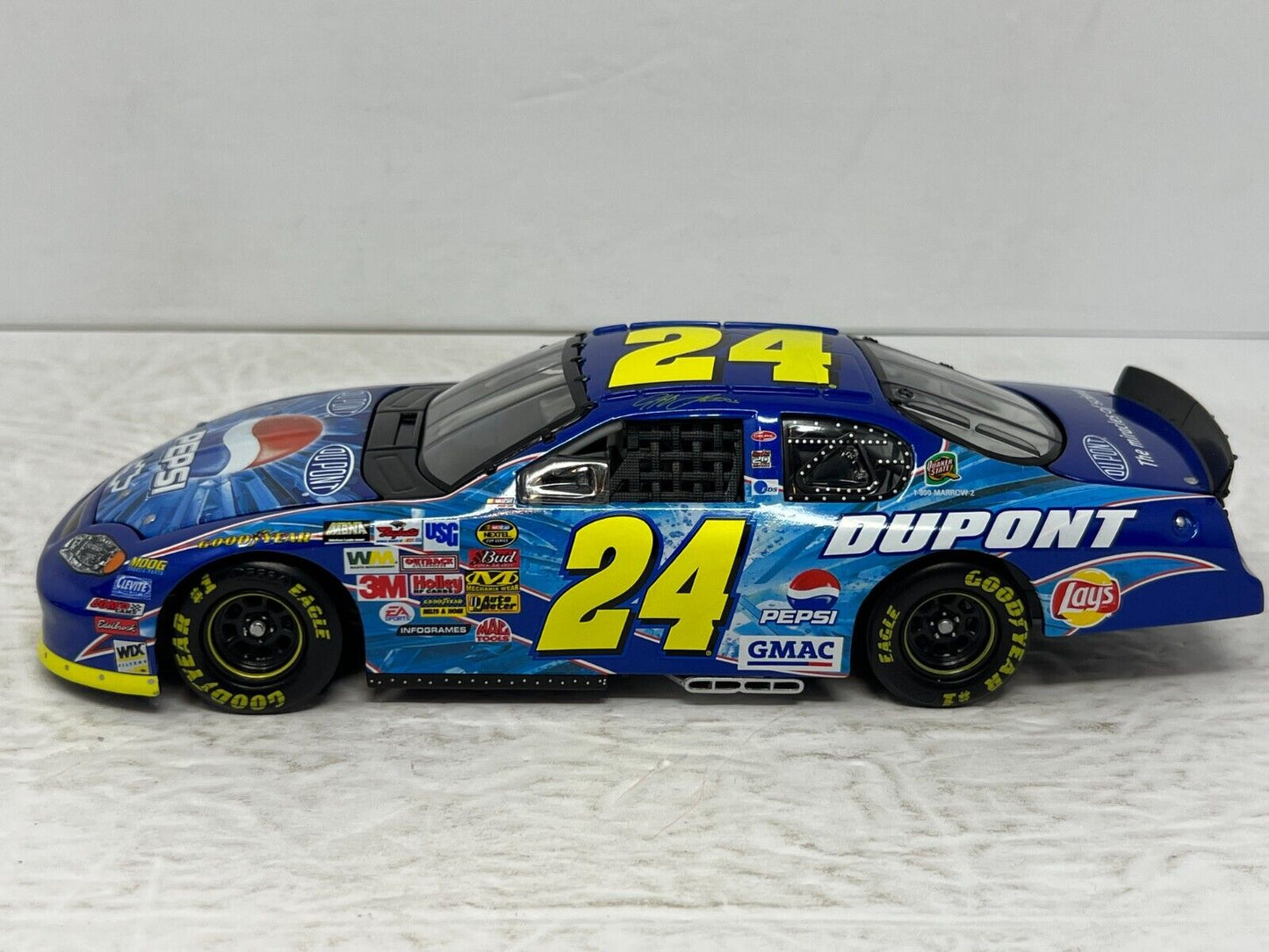 Action Nascar #24 Jeff Gordon Pepsi GM Dealers 2004 Chevy 1:24 Diecast 1 of 504