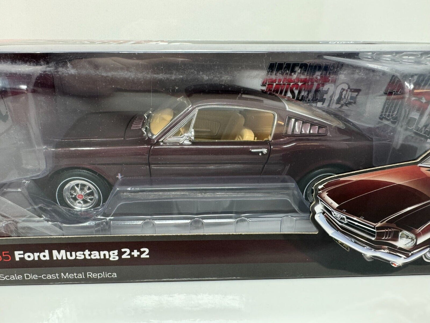 Auto World American Muscle 1965 Ford Mustang (2 + 2) 1:18 Diecast