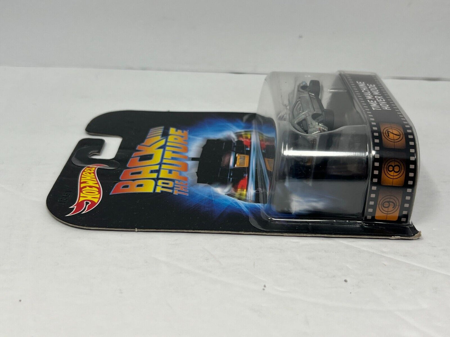 Hot Wheels Retro Entertainment Back to the Future Time Machine Hover Mode 1:64