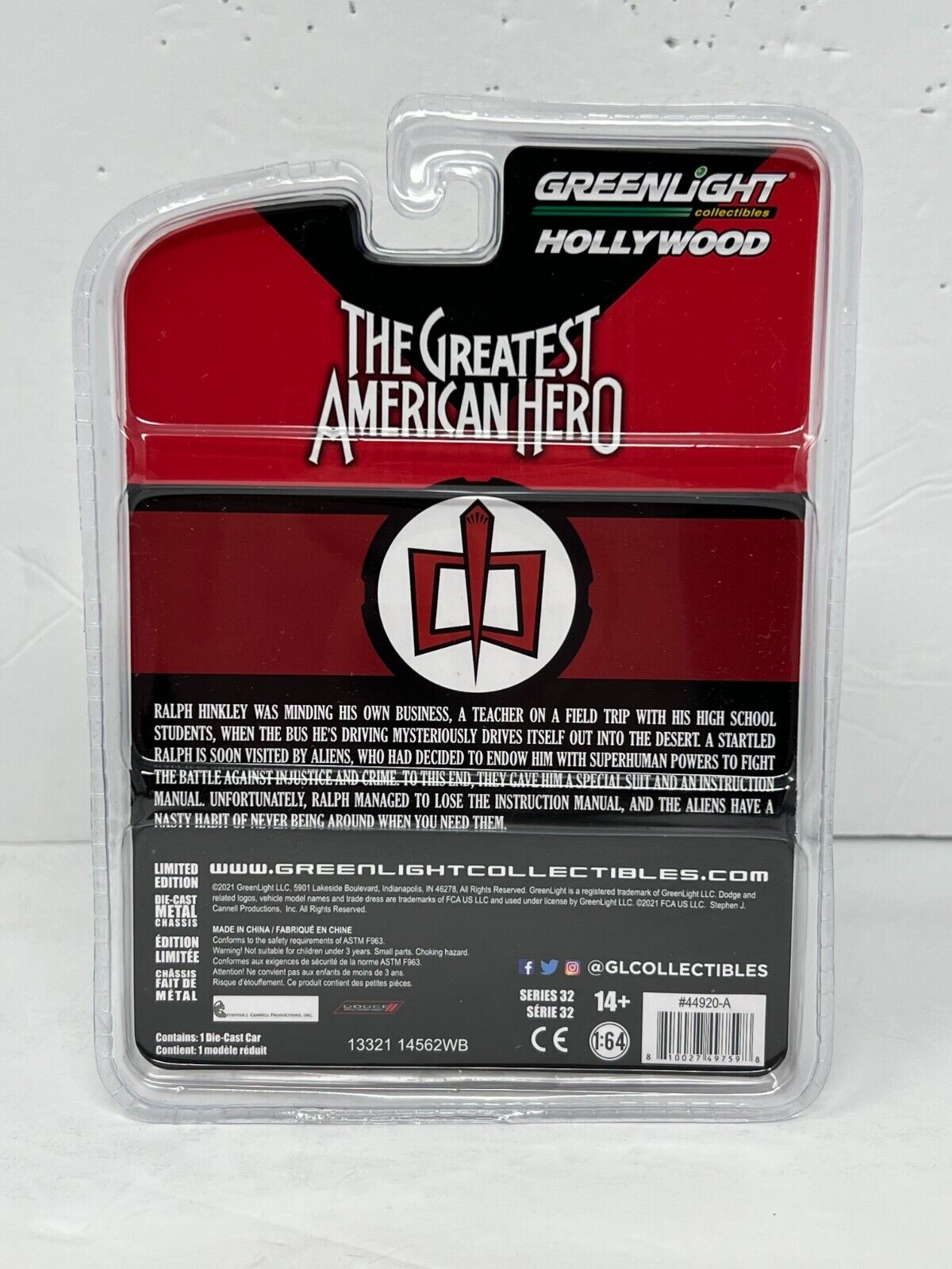 Greenlight Hollywood The Greatest American Hero 1981 Dodge Diplomat 1:64 Diecast