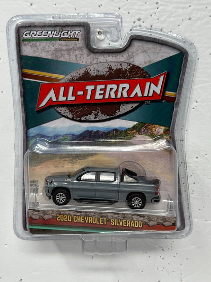 Greenlight All-Terrain 2020 Chevrolet Silverado 1:64 Diecast Version 2