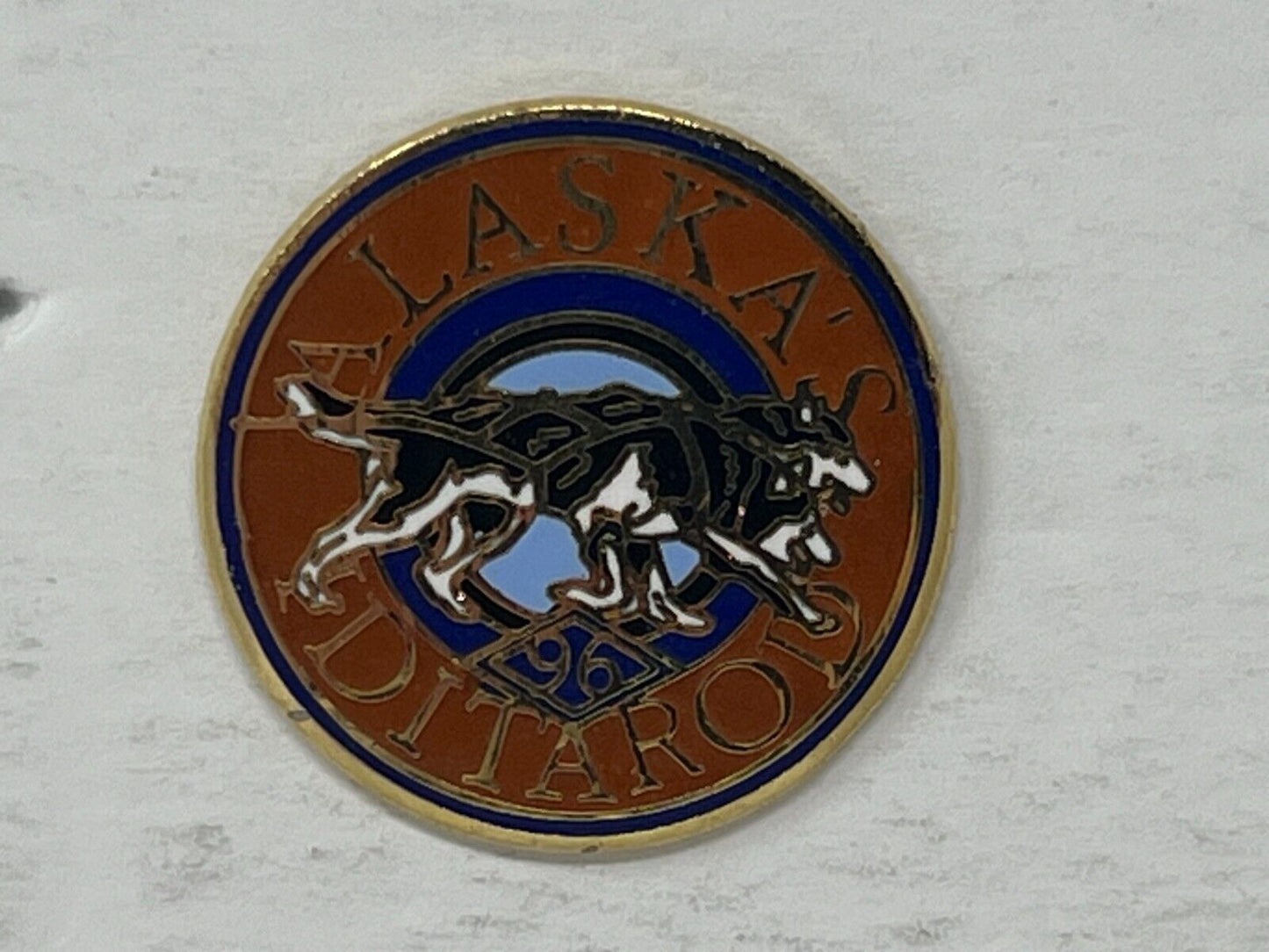 Alaska's 1996 Ditarod Souvenir Cities & States Lapel Pin CPS1