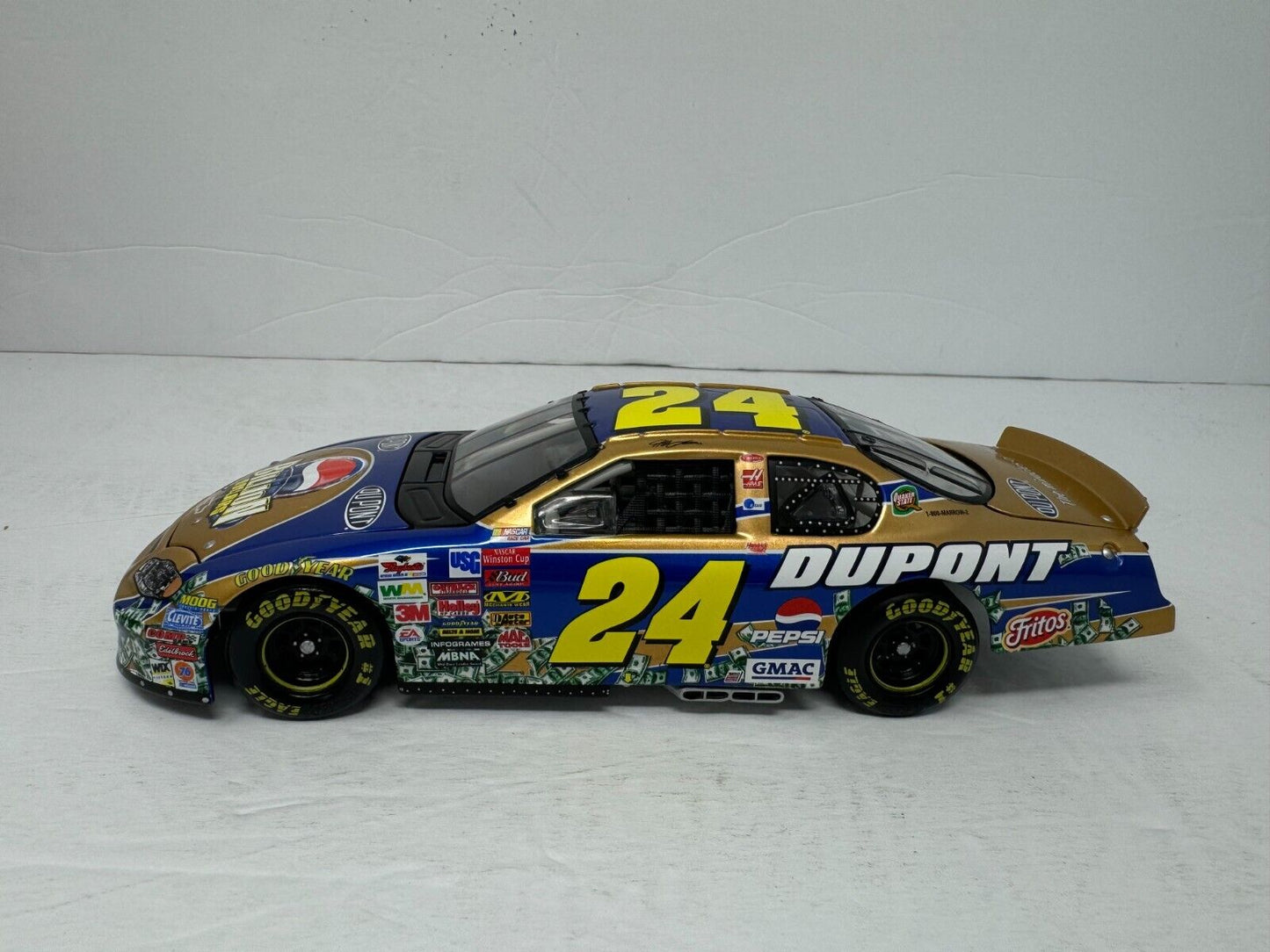 Action Nascar #24 Jeff Gordon Pepsi Billion Dollar Monte Carlo 1:24 Diecast