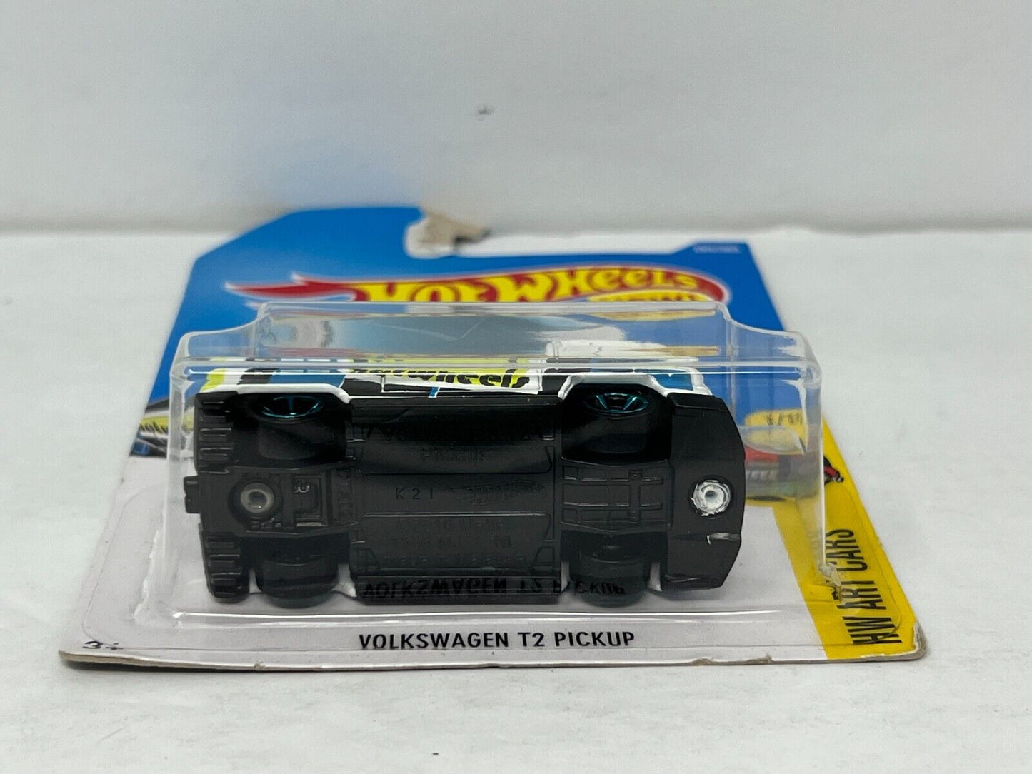 Hot Wheels HW Art Cars Volkswagen T2 Pickup 1:64 Diecast