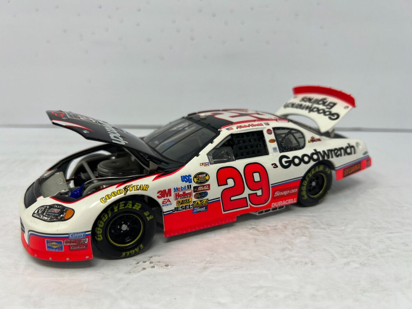 Action Nascar #29 Kevin Harvick Goodwrench Atlanta 2005 Monte Carlo 1:24 Diecast