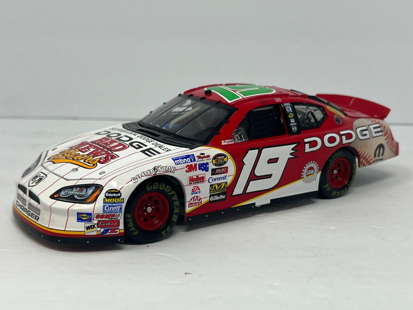 Action Nascar #19 Jeremy Mayfield Dodge Dealers (1 of 1,884#) 1:24 Diecast