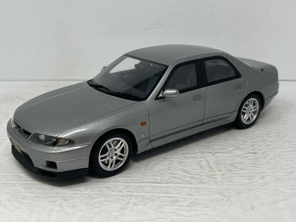 Kyosho Nissan Skyline GT-R Autech 40th Samurai Japan 1:18 Resin Model Diecast