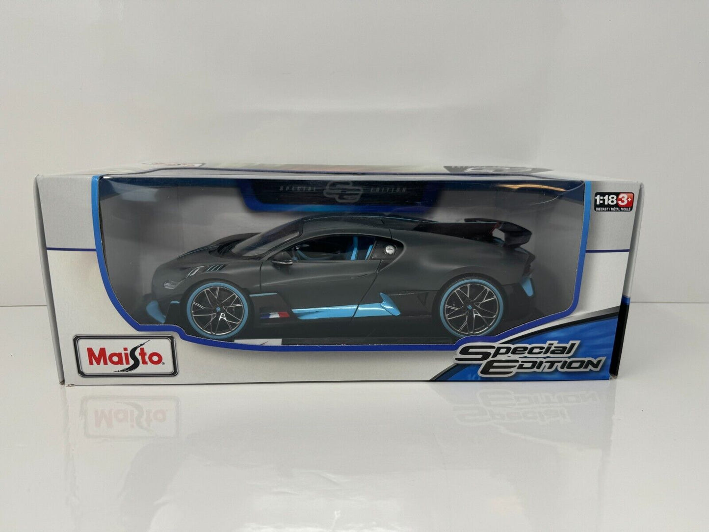 Maisto Bugatti Divo Special Edition 1:18 Diecast