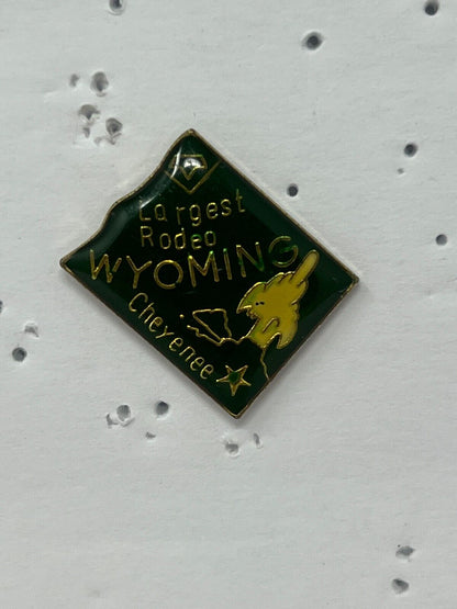 Cheyenee Wyoming Largest Rodeo Souvenir Cities & States Lapel Pin P1