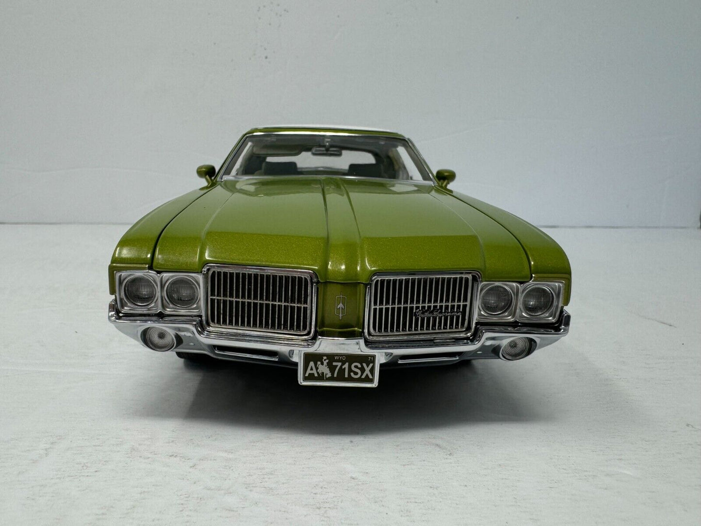 Exact Detail Replicas 1971 Oldsmobile Cutlass Supreme SX 1:18 Diecast