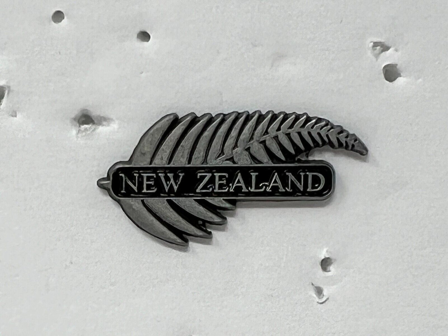 New Zealand Fern Cities & States Lapel Pin CPS2