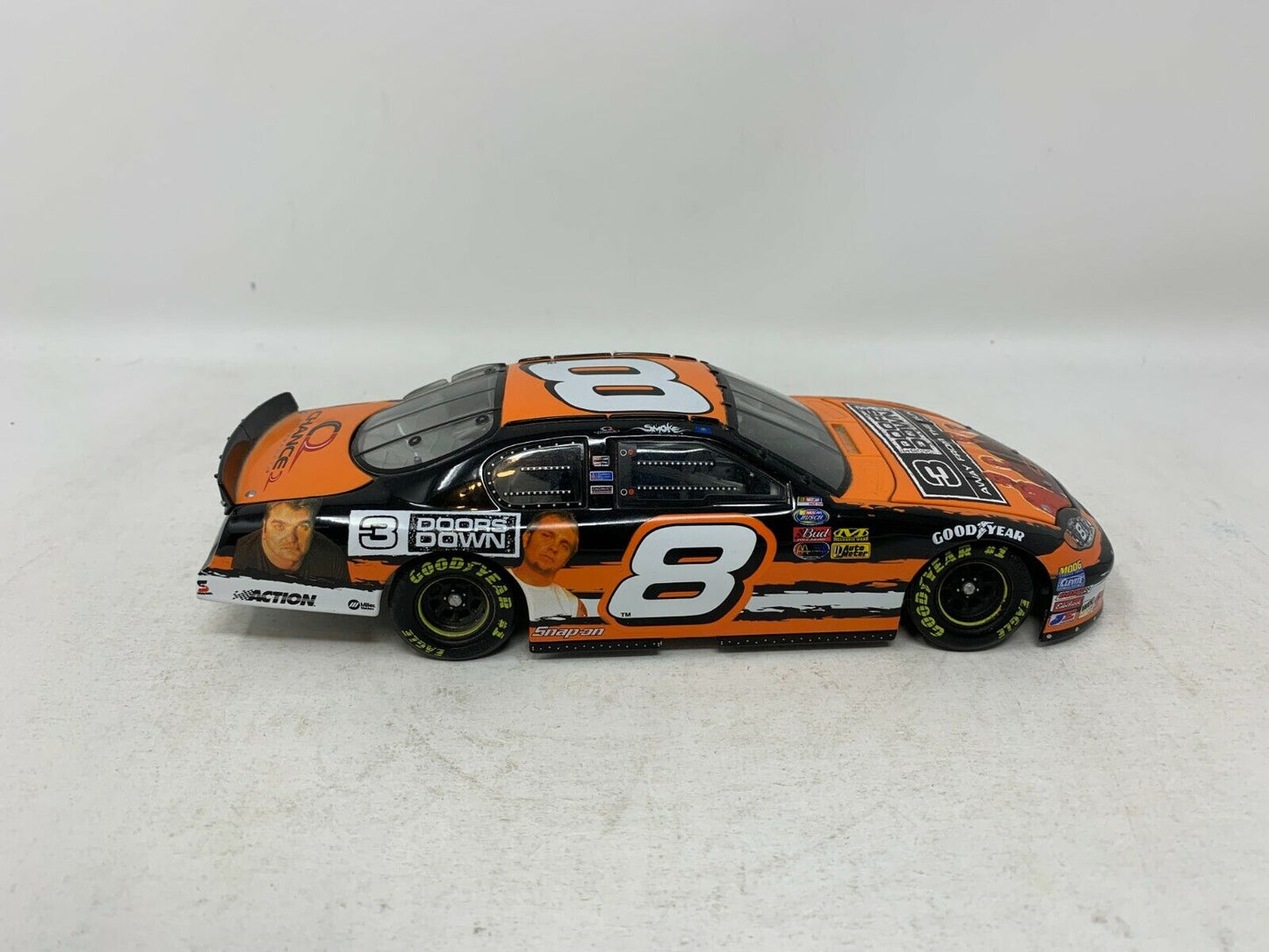 Action Nascar #8 Tony Stewart 3 Doors Down 2003 Chevy Monte Carlo 1:24 Diecast