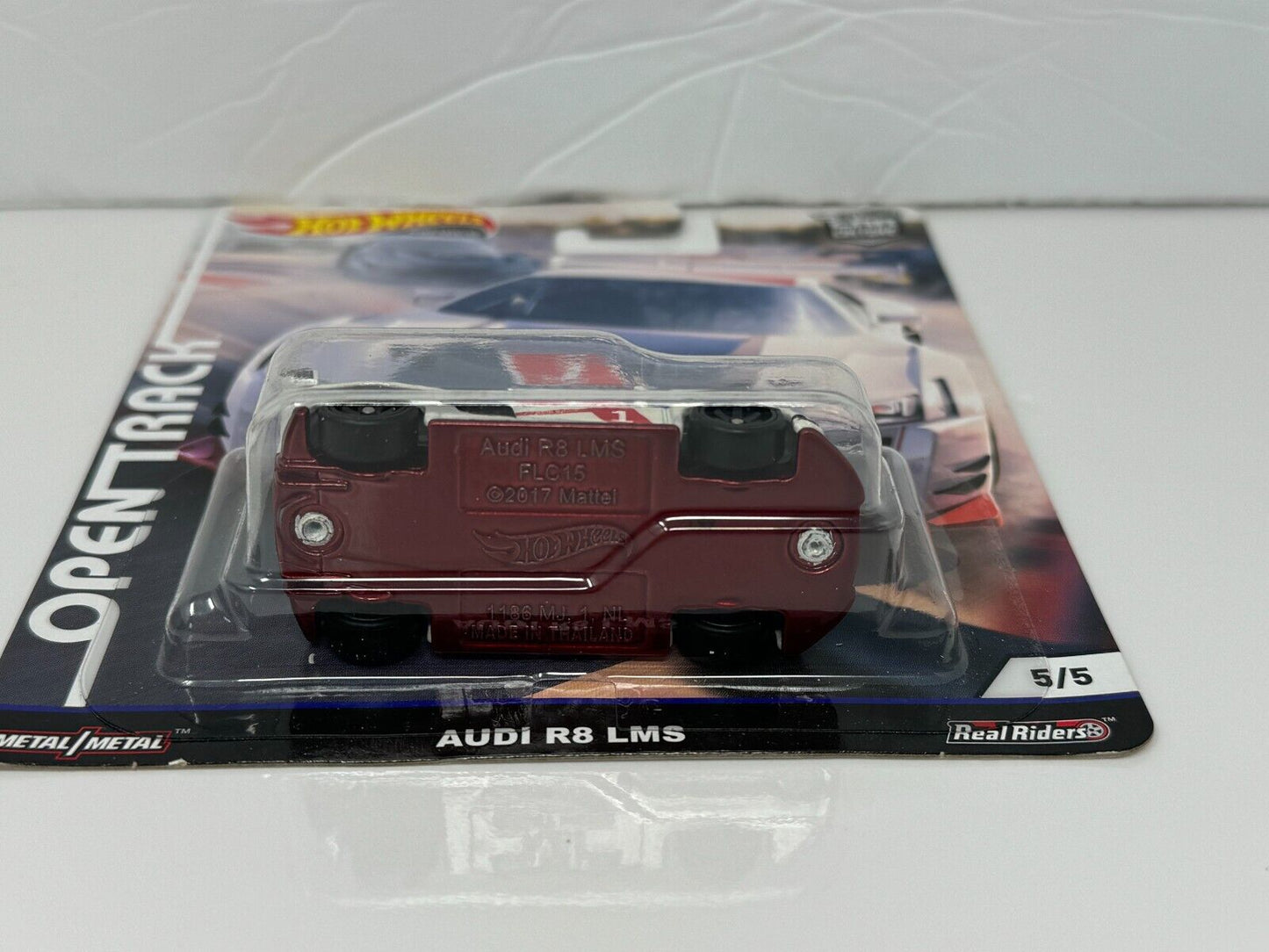 Hot Wheels Premium Open Track Audi R8 LMS 1:64 Diecast