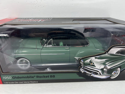 Auto World 1950 Oldsmobile Rocket 88 American Muscle 1:18 Diecast