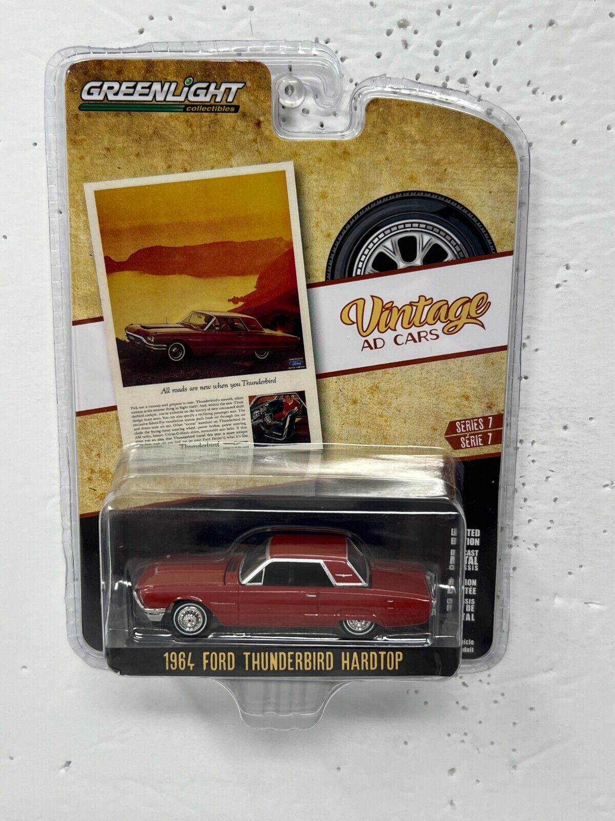 Greenlight Vintage Ad Cars 1964 Ford Thunderbird Hardtop 1:64 Diecast