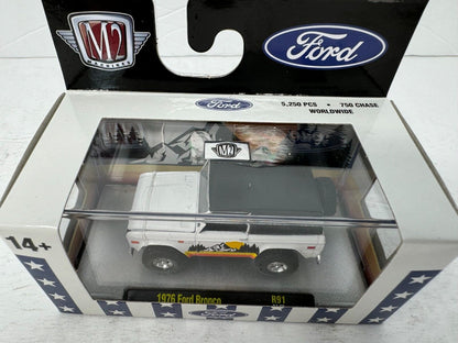 M2 Machines 1976 Ford Bronco 1:64 Diecast