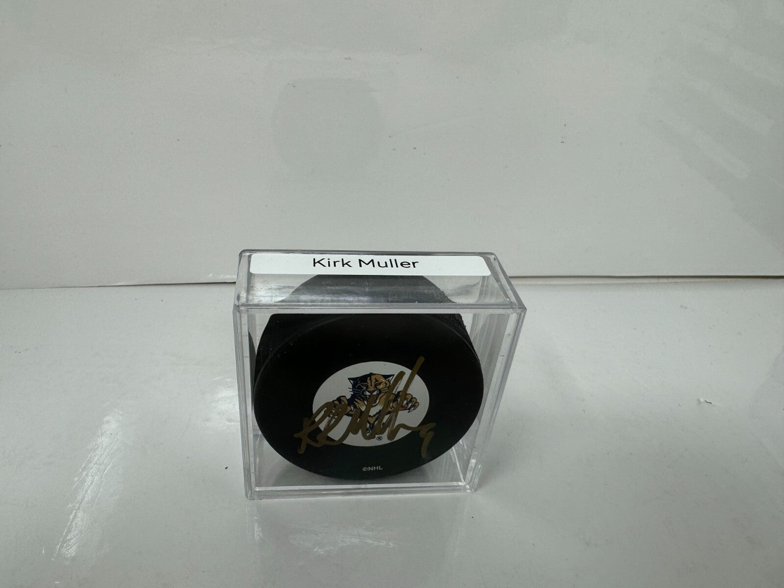 44902400