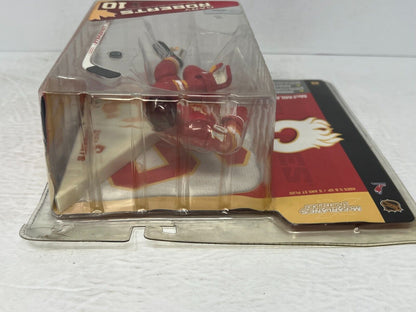 McFarlane NHL Gary Roberts Calgary Flames Series 8 Variant 6 inch Action Figure