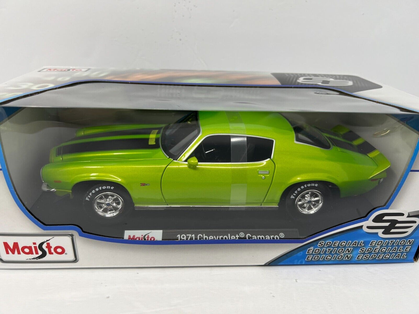 Maisto 1971 Chevrolet Camaro Special Edition 1:18 Diecast Green