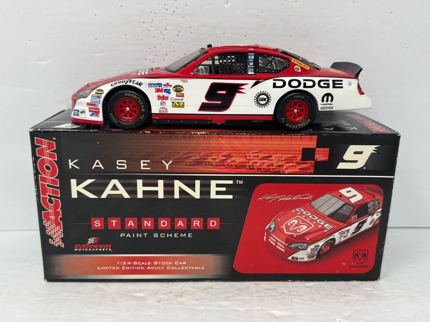 Action Nascar #9 Kasey Kahne Dodge Dealers Charger 1:24 Diecast (1 of 360#) Bank