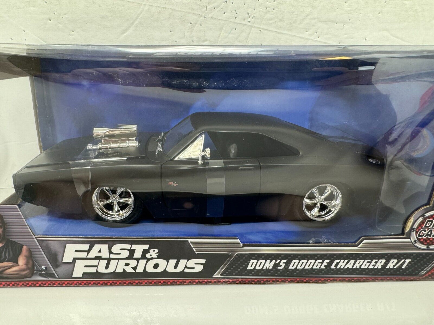 Jada Fast & Furious Dom's Dodge Charger R/T 1:24 Diecast