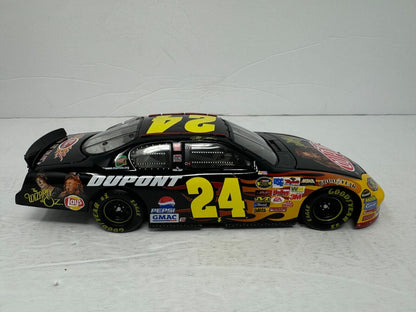 Action Nascar #24 Jeff Gordon DuPont The Wizard of Oz 2004 Chevy 1:24 Diecast