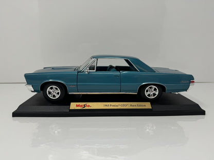 Maisto 1965 Pontiac GTO Hurst Special Edition 1:18 Diecast Blue Color