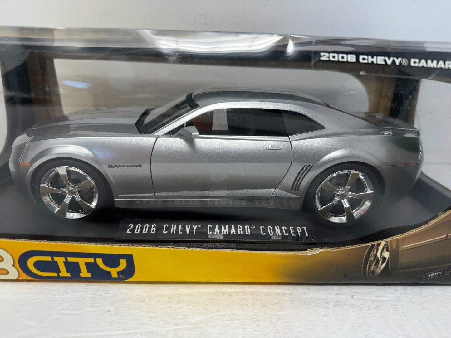 Jada Dub City 2006 Chevy Camaro Concept 1:18  Diecast 40th Anniversary